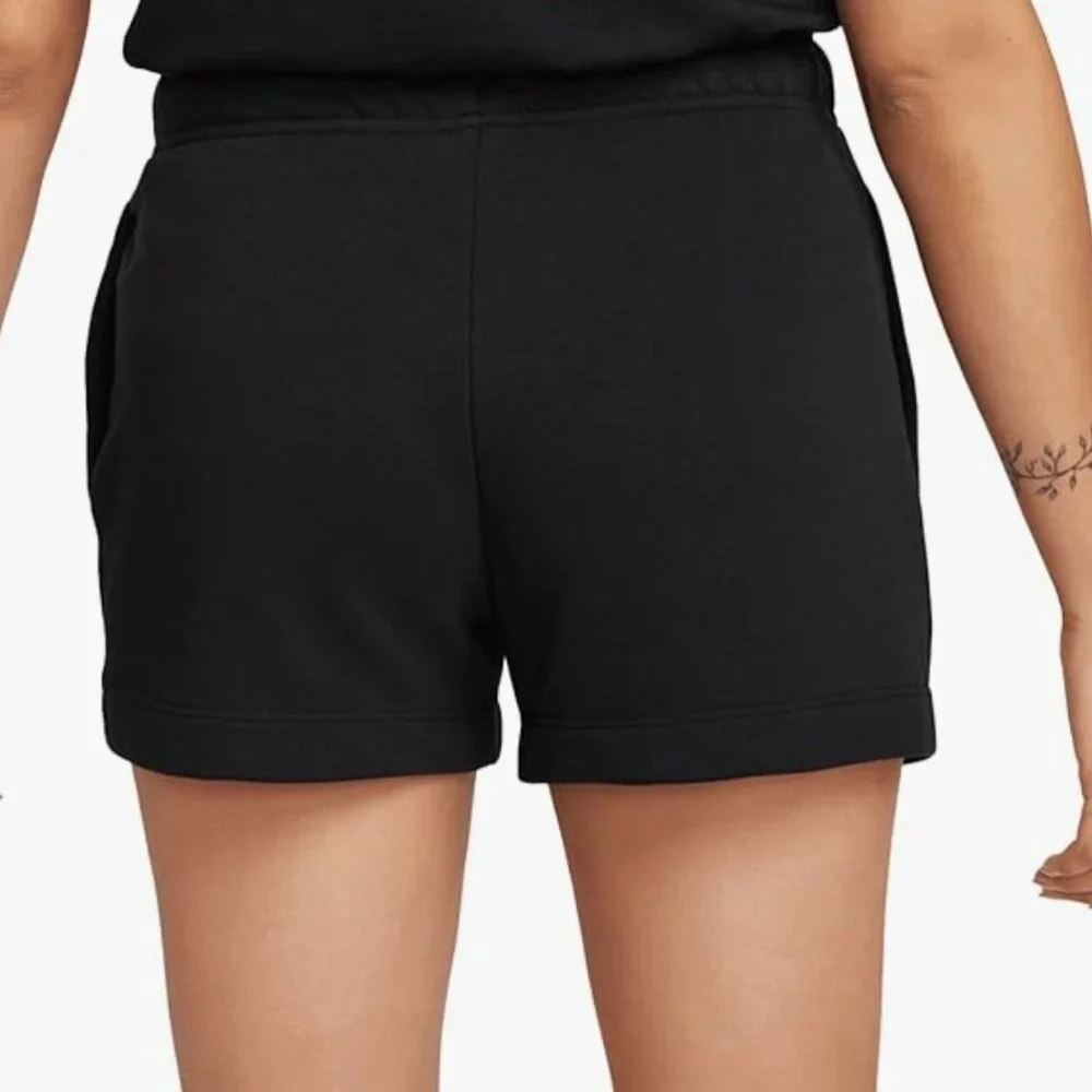 Nike Women's Club Fleece 4" Shorts Standard Fit Mid Rise - Picture 2 of 4